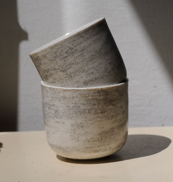 Yaar Ceramics | כוס פורצלן אבנים יפניות